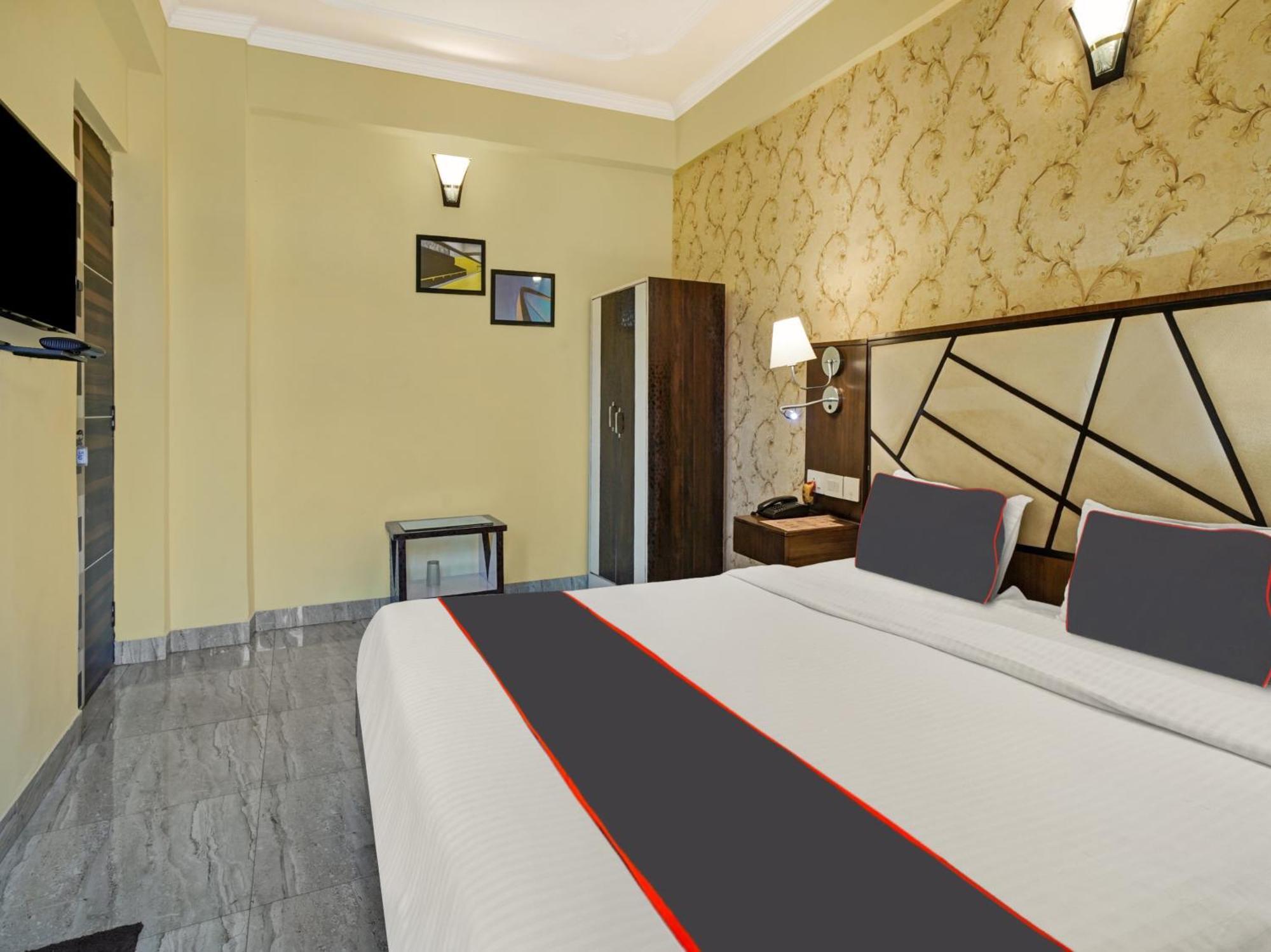 Collection O 47006 Hotel Magadh Palace Danapur Exteriör bild